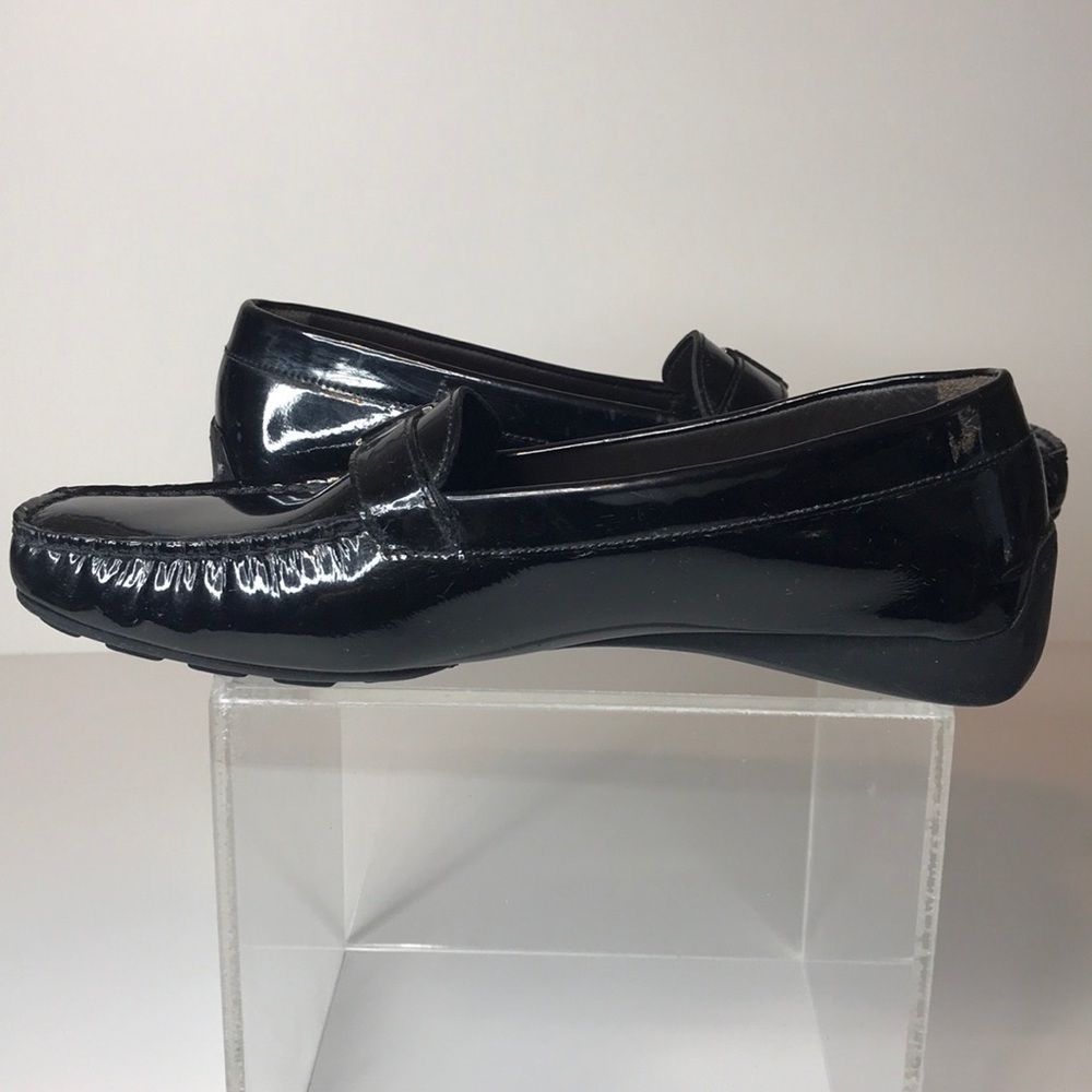 Stuart Weitzman Black Patent Leather Driving Shoe - Picture 5 of 7